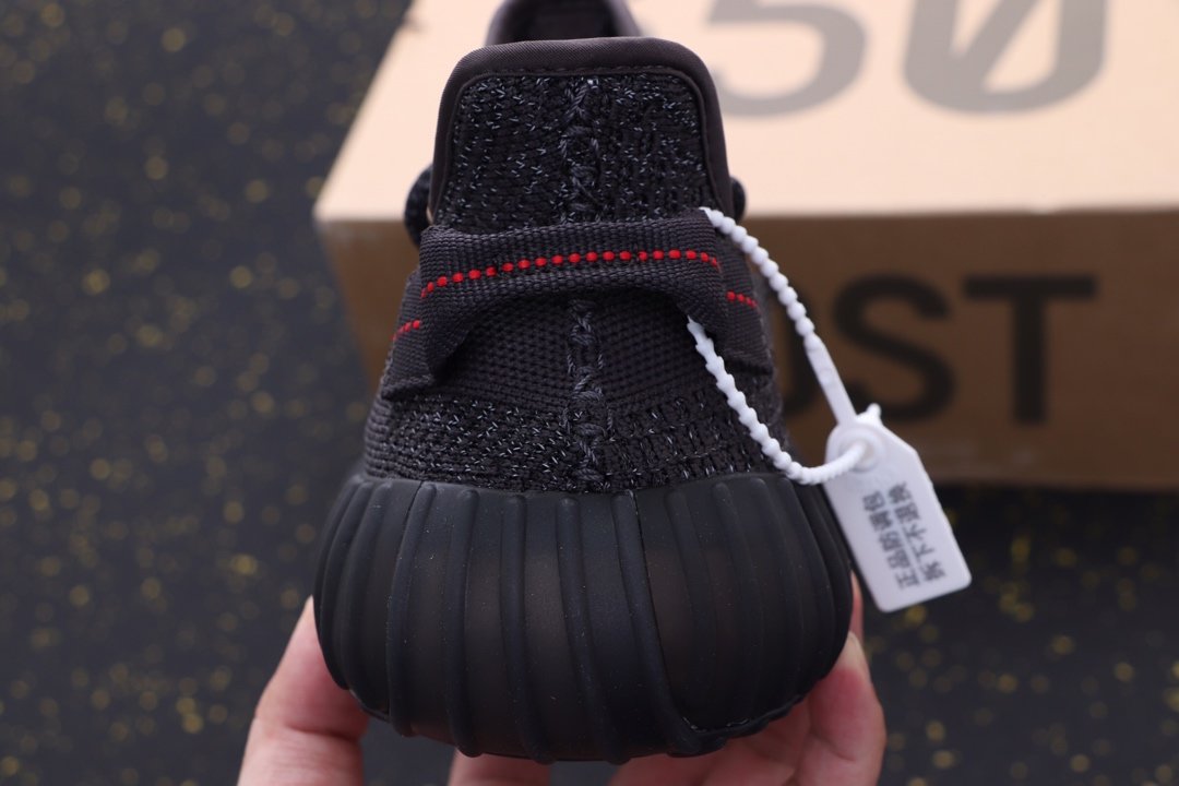 椰子鞋350 Yeezy 350V2 黑满天星 货号FU9007