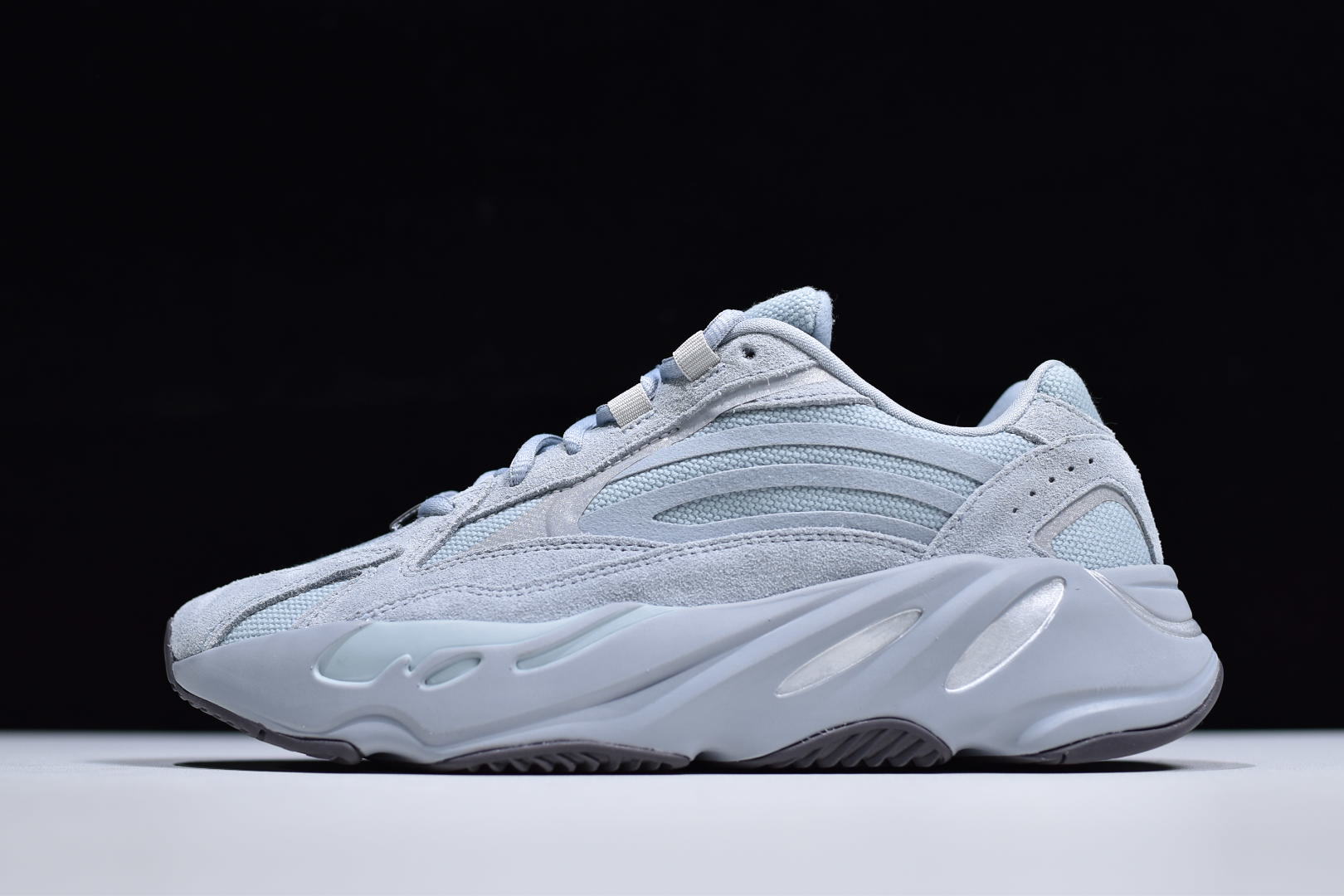 椰子鞋YEEZY 700 V2 医院蓝 FW2549 男女款36-48