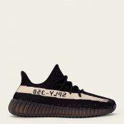 为什么椰子鞋yeezy官网预订这么卡？别人还能抢到